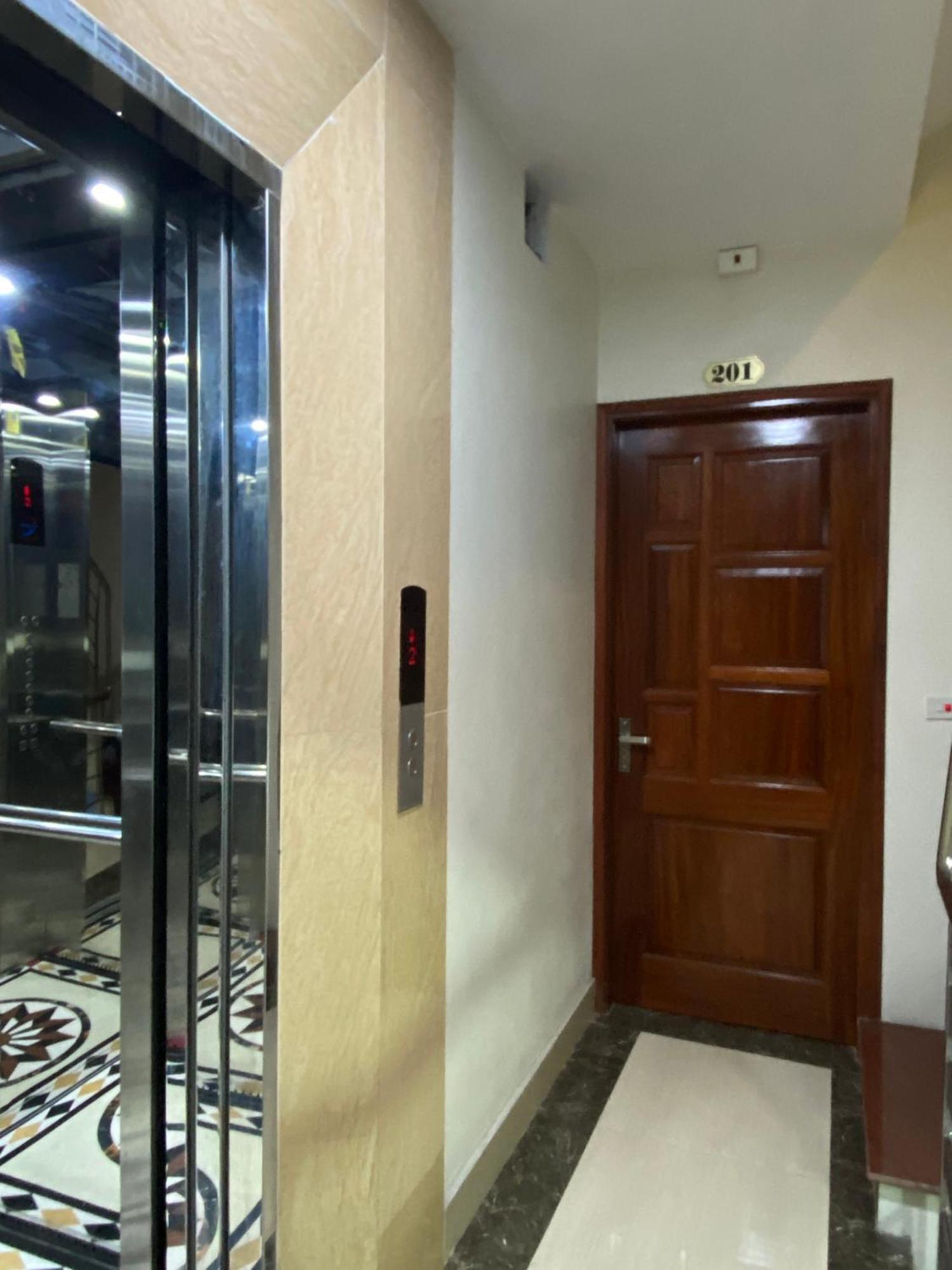 Blue Rose Hotel Ha Long Zewnętrze zdjęcie